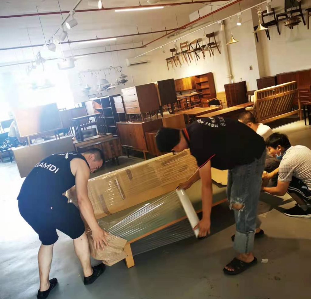 Luxury furniture packing and moving