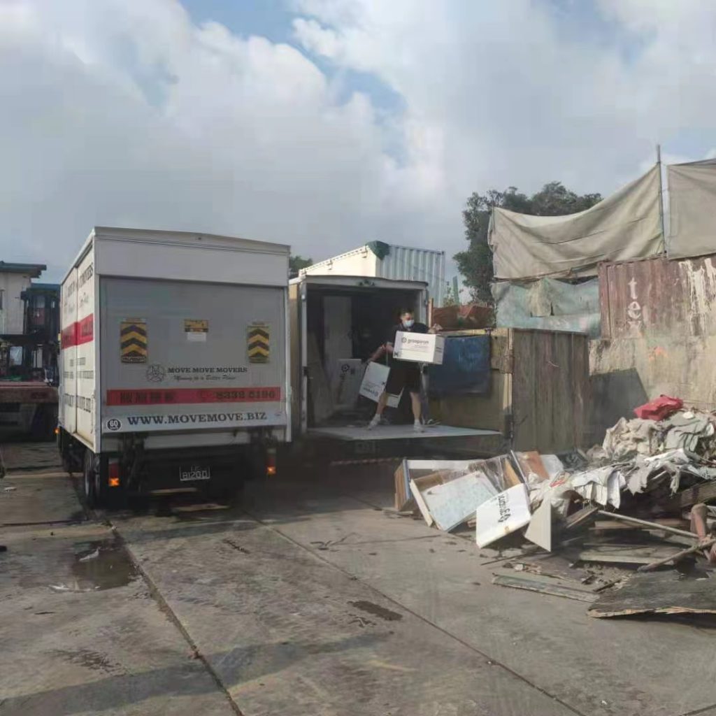 Furniture disposal service – move move movers – move move movers Furniture disposal service